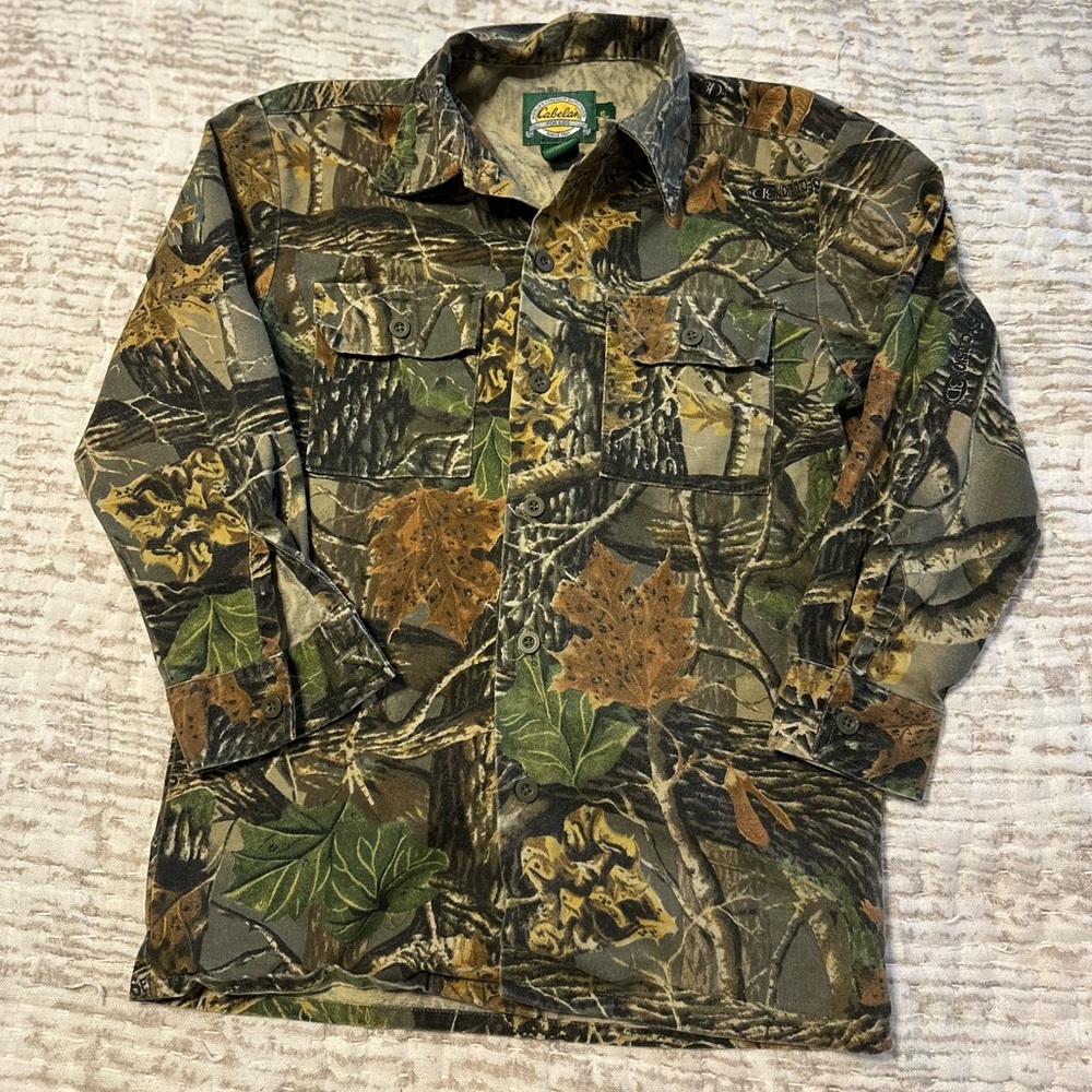 Cabela’s Camo Shirt Y10